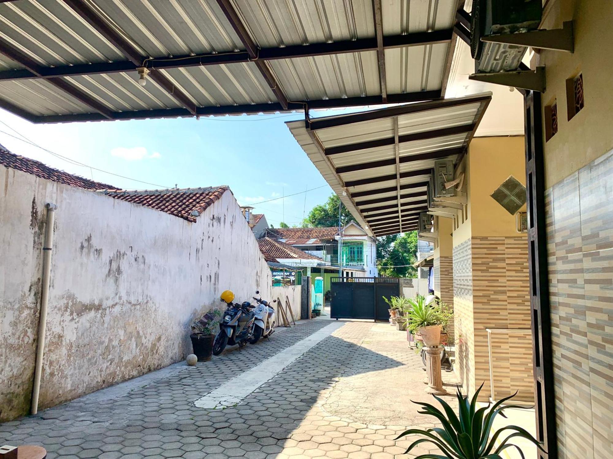 Offspring Ijen Hostel Banyuwangi 外观 照片